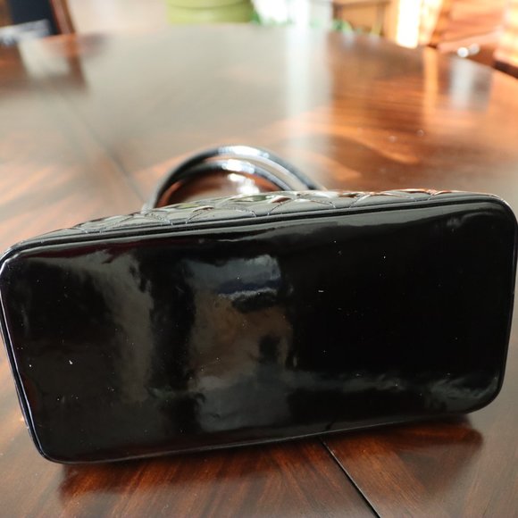 Chanel Black Patent  Quilted Leather Medallion Purse - Picture 6 of 16